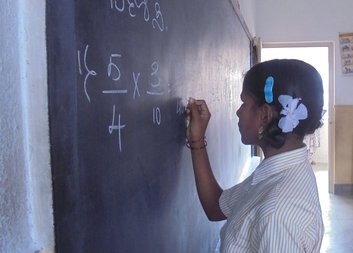 Mimoškolní vzdělávání dětí pokračuje