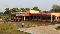 Indické děti mohou opět do školy