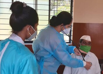 Média o pandemii v Indii