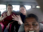 „První selfie v Bangalore“ na cestě z letiště na arcibiskupství. Foto: Kateřina Gužíková