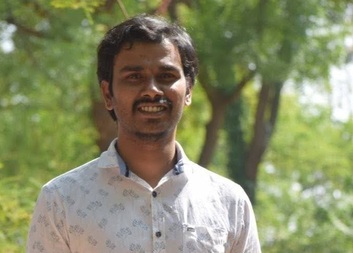 Wilson je ve svém zaměstnání vedoucího prodejny velmi spokojený