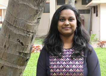 Janani ráda čte mysteriózní příběhy a thrillery