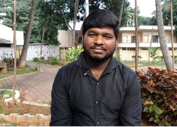 John Bosco se připravuje na kněžskou službu