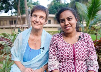 Shiny jde ve stopách své dárkyně