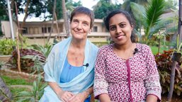 Shiny jde ve stopách své dárkyně