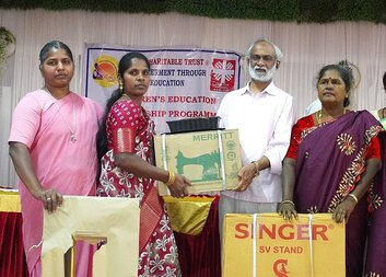 Kurzy dávají mladým Indům druhou šanci