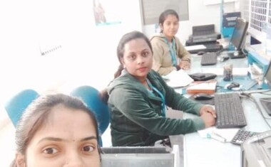 foto: archiv DCH HK, Nithya je uprostřed foto: archiv DCH HK, Nithya je uprostřed